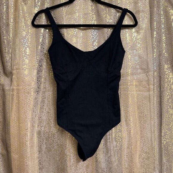 Abercrombie & Fitch Black Soft Stretchy Tank Top Bodysuit Small - Picture 1 of 6